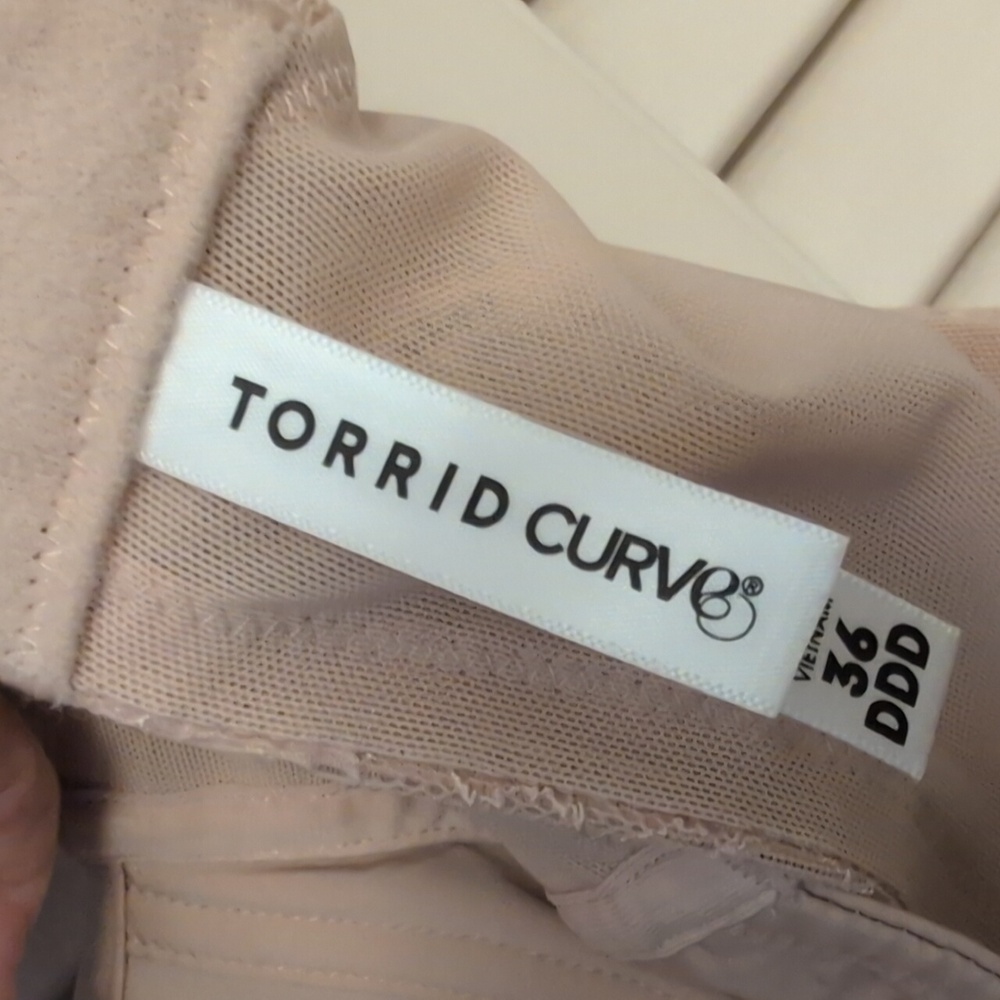 NWT Torrid Seamless 36DDD - Picture 5 of 7